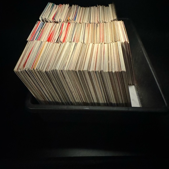 Hundreds of Baseball Cards - Please Read Description for Details - Picture 2 of 5